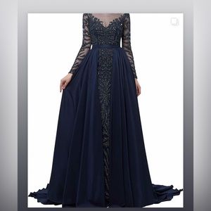 Evening /prom/ wedding dress